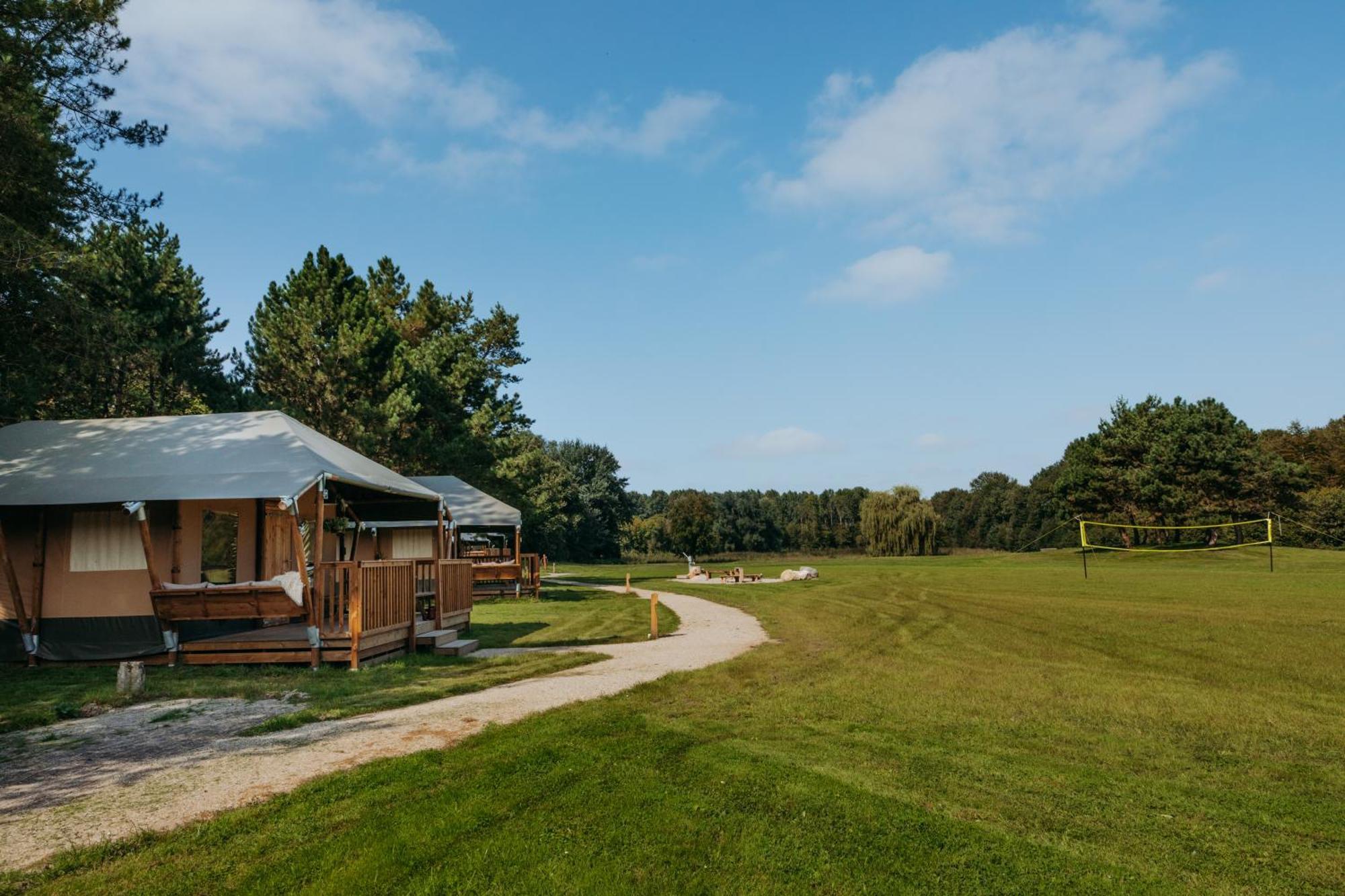 Glamping Lodge With Eco-Wellness Zeewolde Bagian luar foto