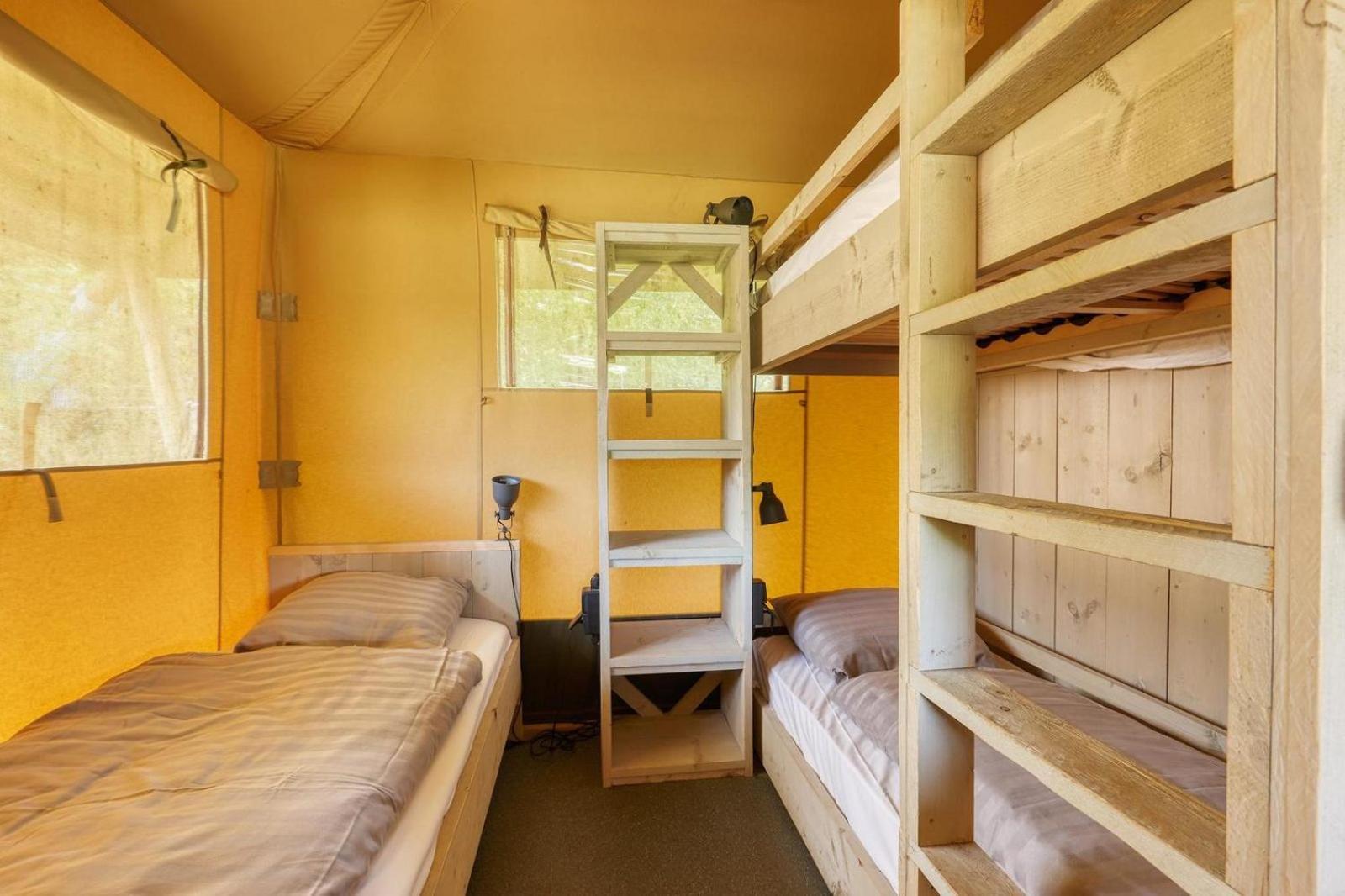 Glamping Lodge With Eco-Wellness Zeewolde Bagian luar foto