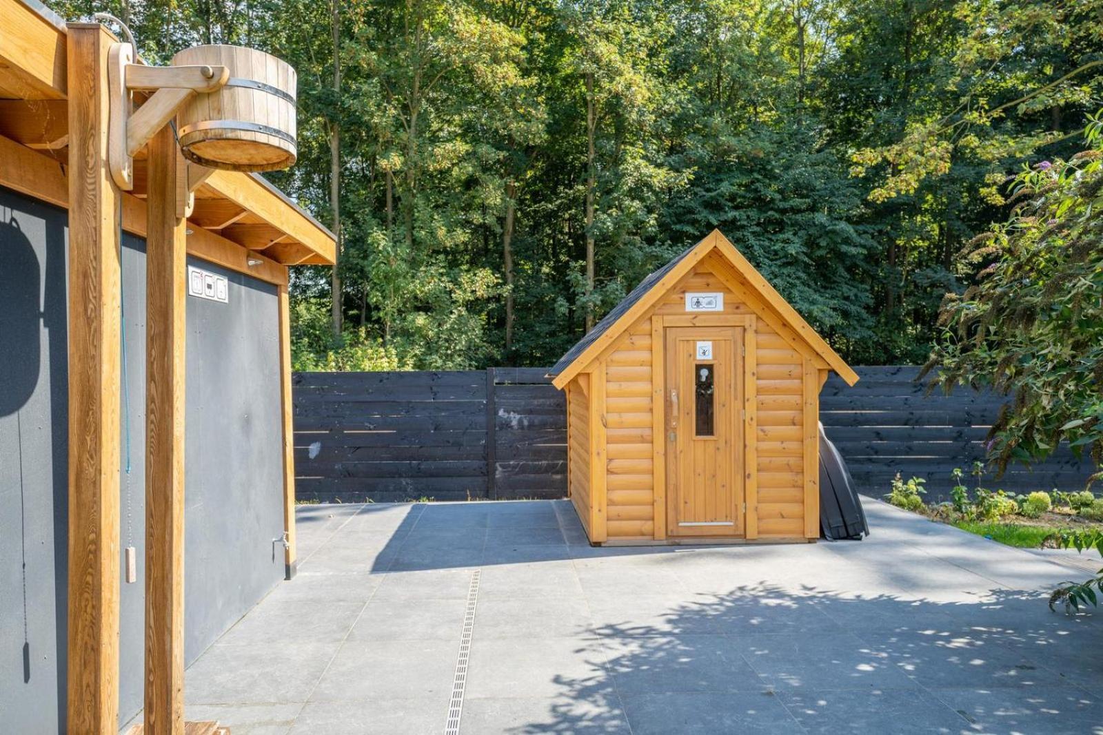 Glamping Lodge With Eco-Wellness Zeewolde Bagian luar foto