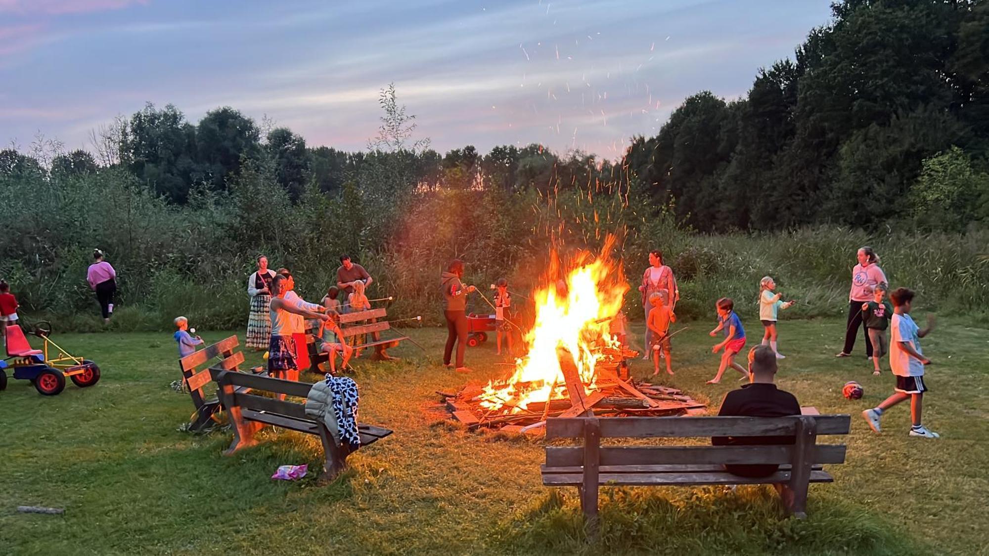 Glamping Lodge With Eco-Wellness Zeewolde Bagian luar foto